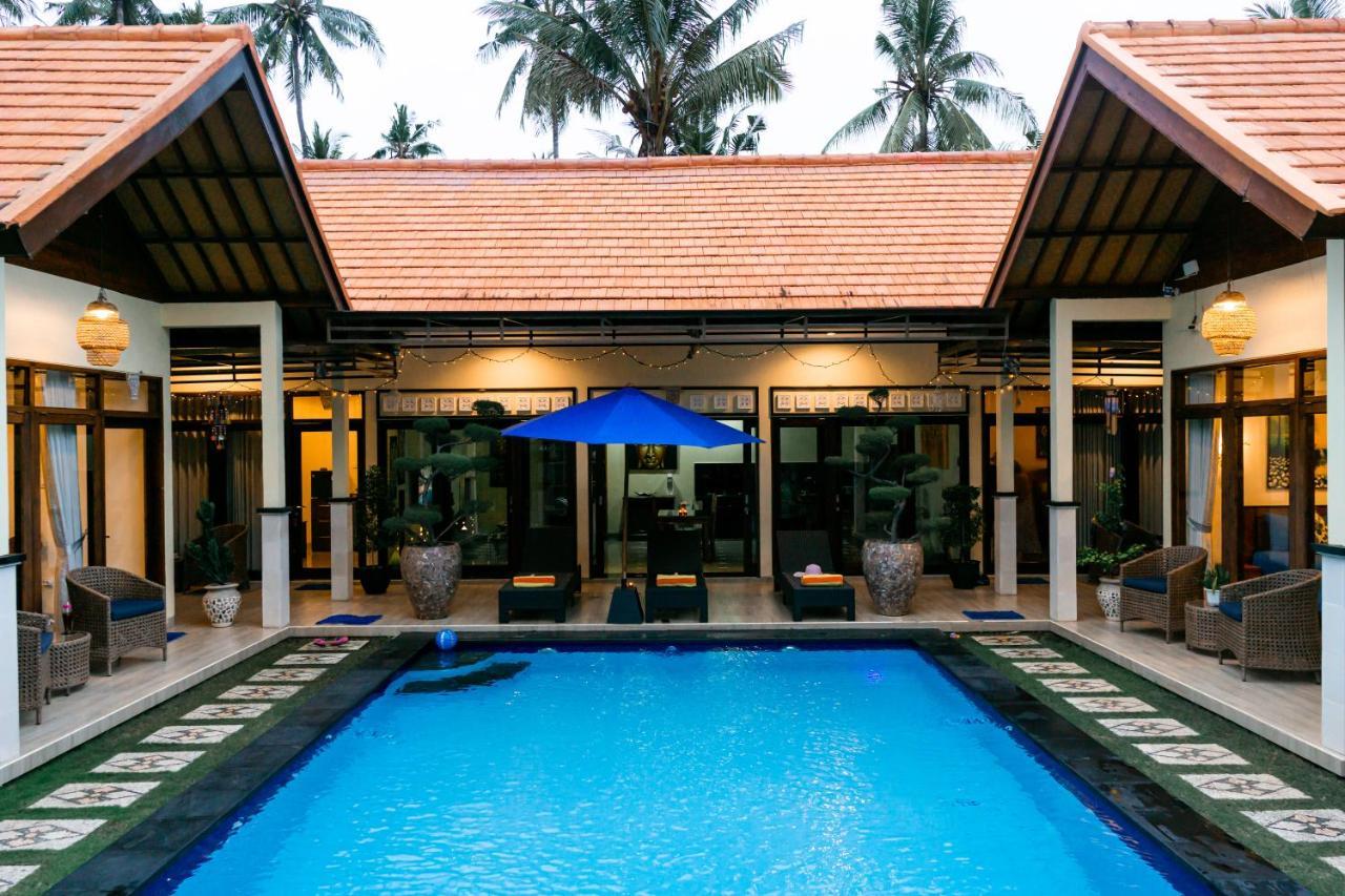 Mias Jungle House Hotel Lovina  Exterior photo
